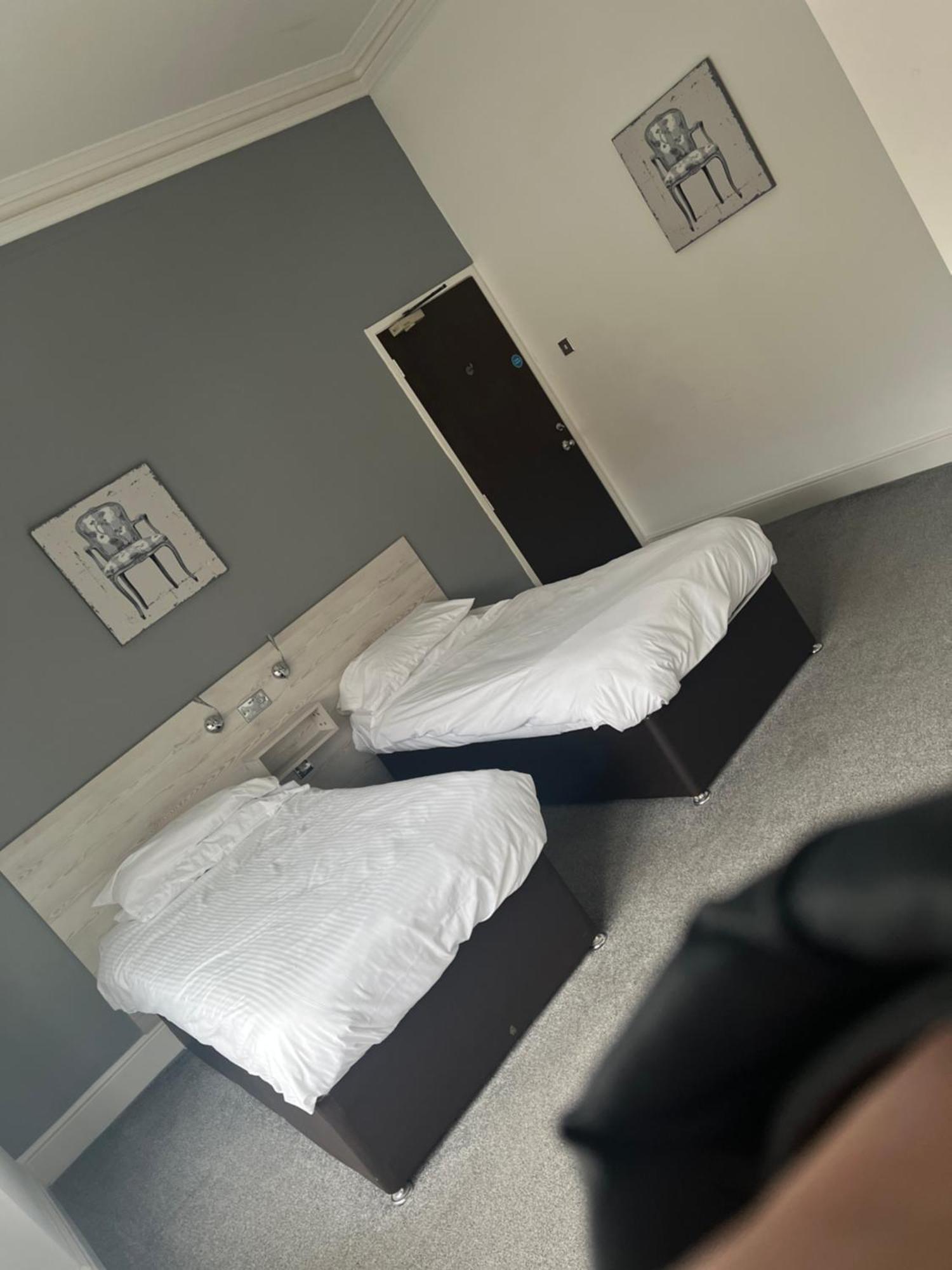 เดอะ คิงส์ เฮด Bed & Breakfast วอร์ริงตัน ภายนอก รูปภาพ